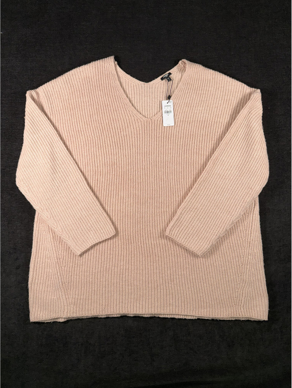 Express Women's Pink Ribbed V-Neck Sweater Size XL